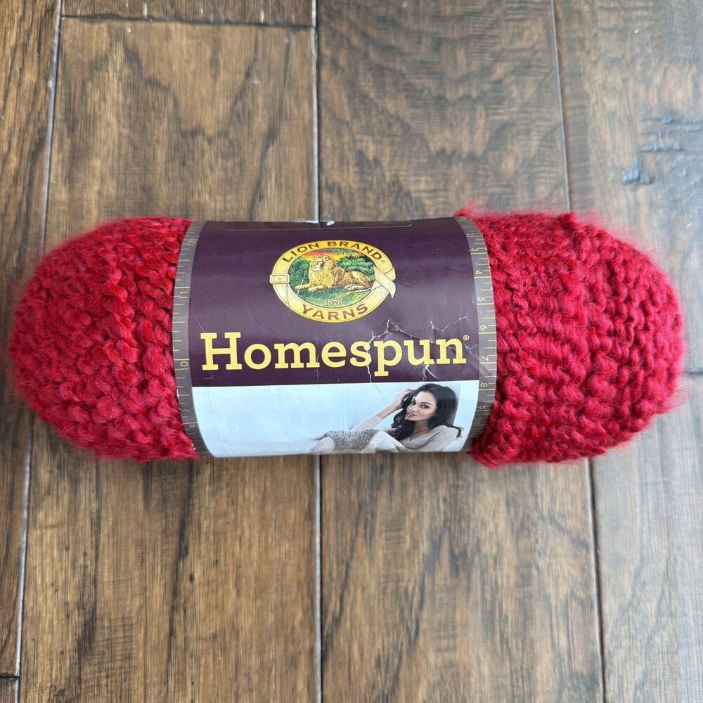 Lion Brand Homespun Yarn - 6 oz. ~ 185 yd. Wgt. 5 Bulky Candy Apple